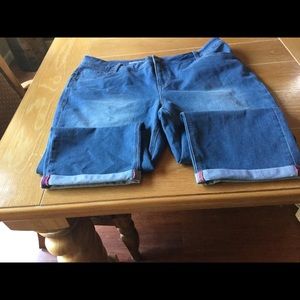 Plus Size 20 denim jean capris NWT never worn-